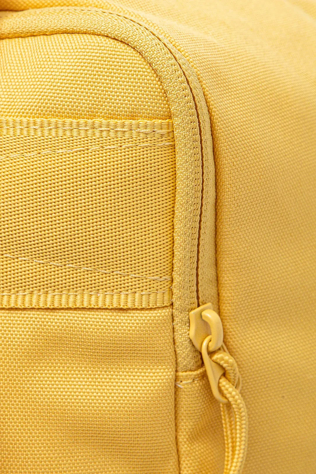 CONVERSE SMALL SQUARE BACKPACK | SKU : 10026013-A12