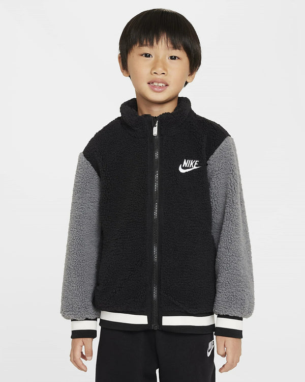 NIKE OUTERWEAR JACKETS & SWEATSHIRTS | SKU: 86M119-023