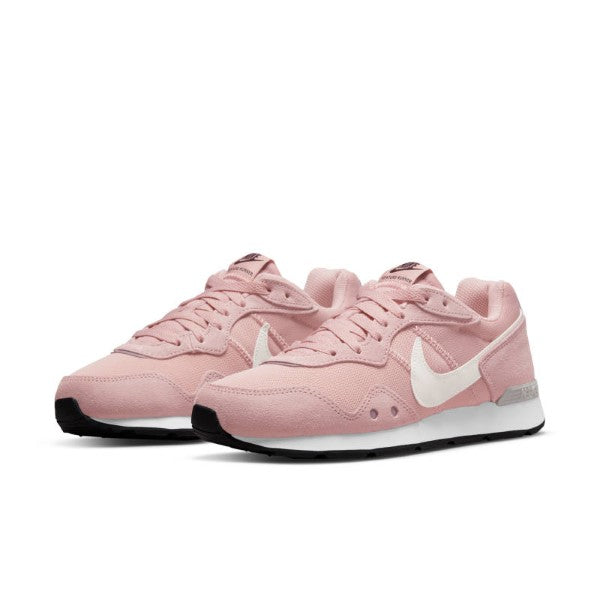 WMNS NIKE VENTURE RUNNER