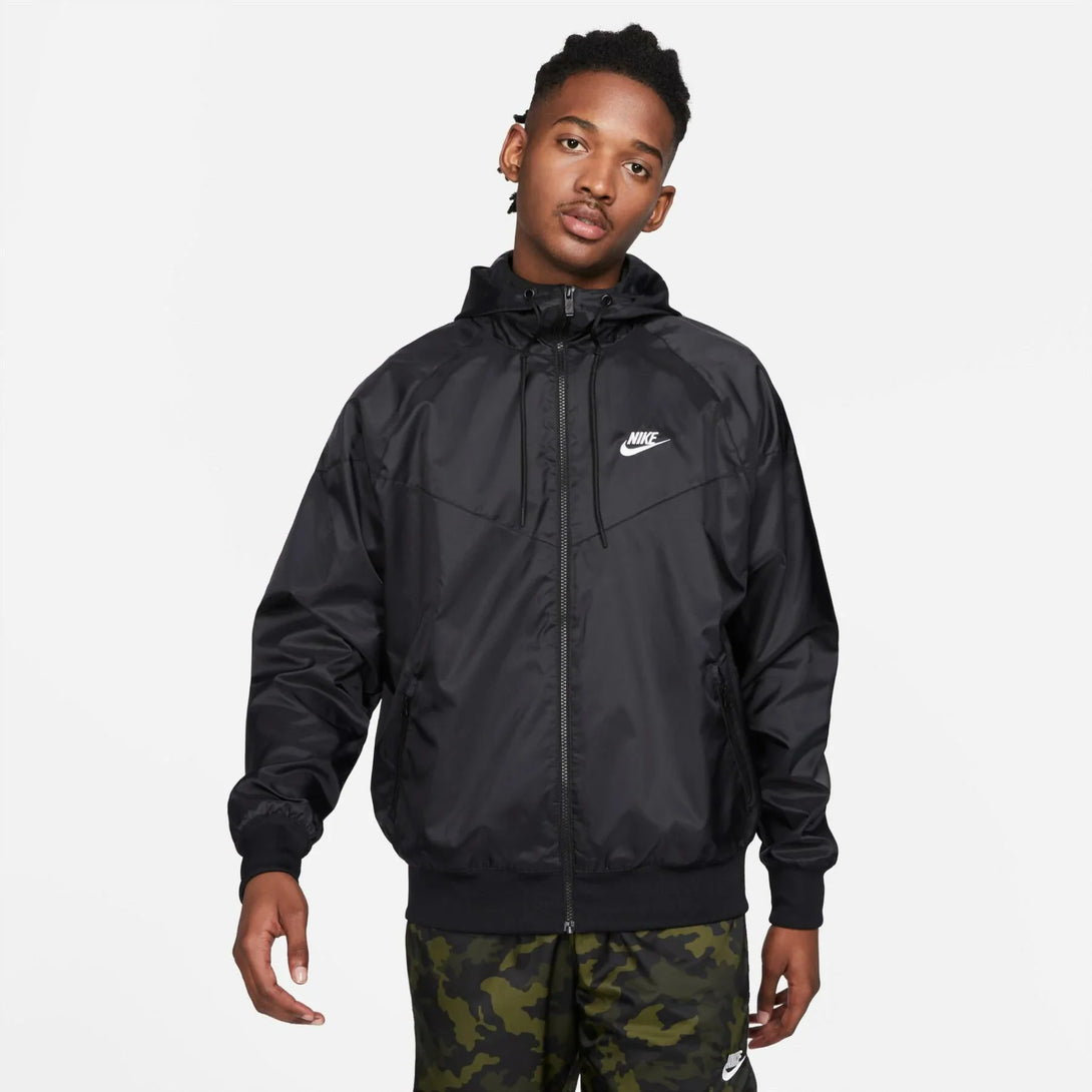 NIKE SPORTSWEAR JACKETS & SWEATSHIRTS | SKU: DA0001-010