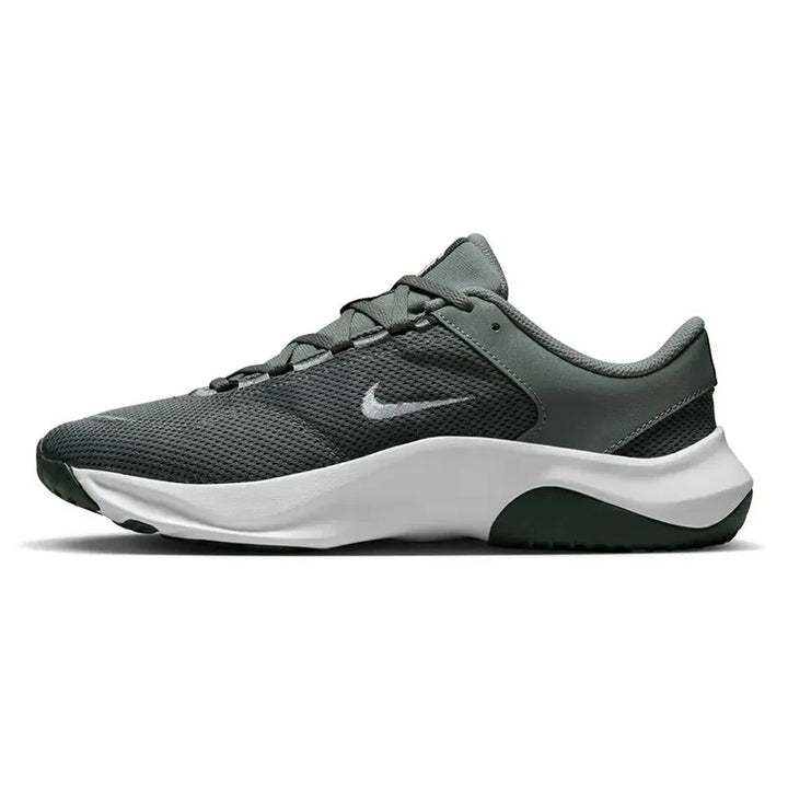 DM1120-002 ? NIKE FOOTBALL, BASEBALL, AT SHOES