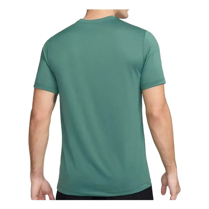DX0989-361 ? NIKE TRAINING SS T-SHIRT