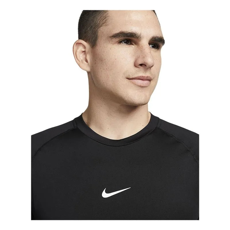 FB7929-010 ? NIKE FOOTBALL, BASEBALL, AT TIGHT