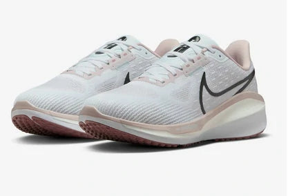 FB8502-010 | NIKE WOMEN SHOES