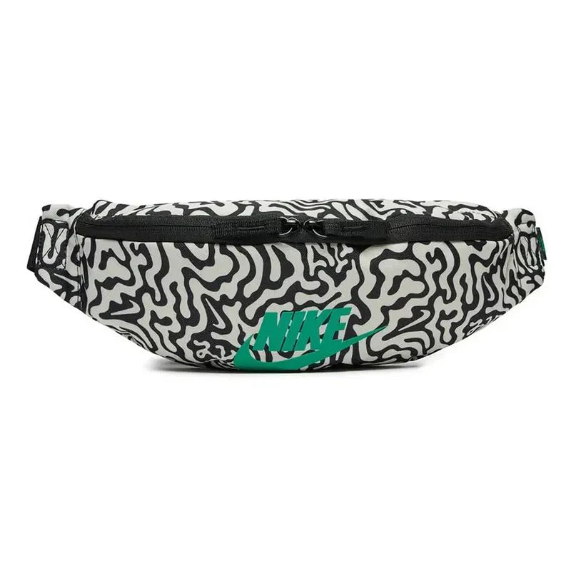 FN0891-010 ? NIKE NOT SPORTS SPECIFIC WAISTPACK