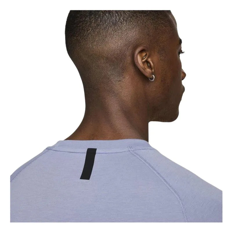 FN2979-493 ? NIKE TRAINING SS T-SHIRT