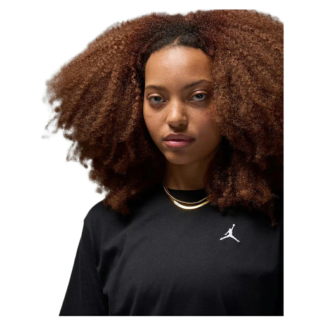 Nike WOMEN Black SS T-SHIRT | SKU : FN4500-011