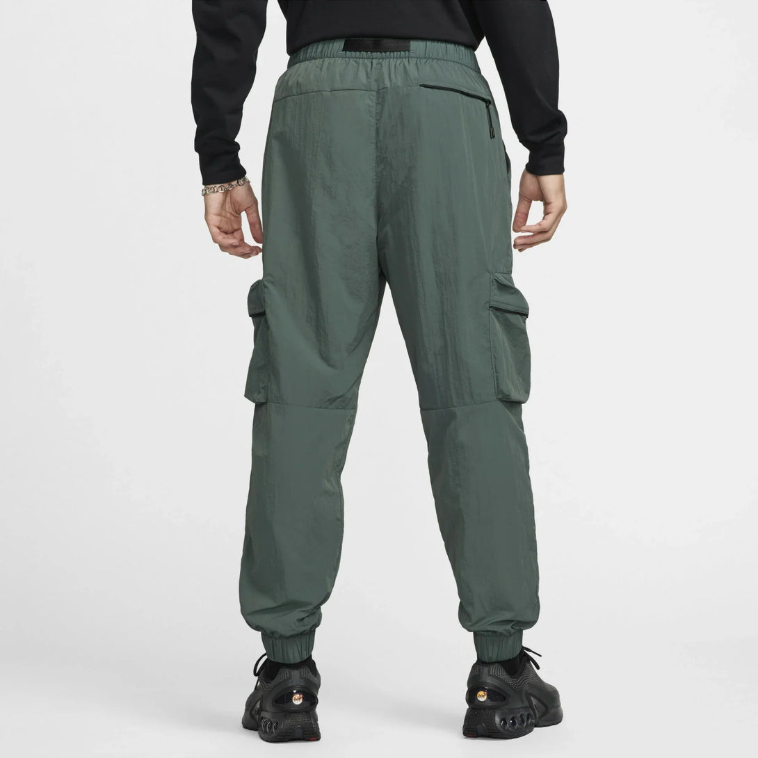 NIKE SPORTSWEAR PANTS & SHORTS | SKU: FZ0756-338