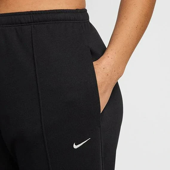 NIKE SPORTSWEAR PANTS & SHORTS | SKU: HF6457-010