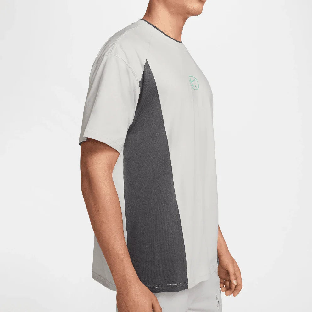 nike NIKE SPORTSWEAR TOPS & T SHIRTS | SKU : HM0182-025