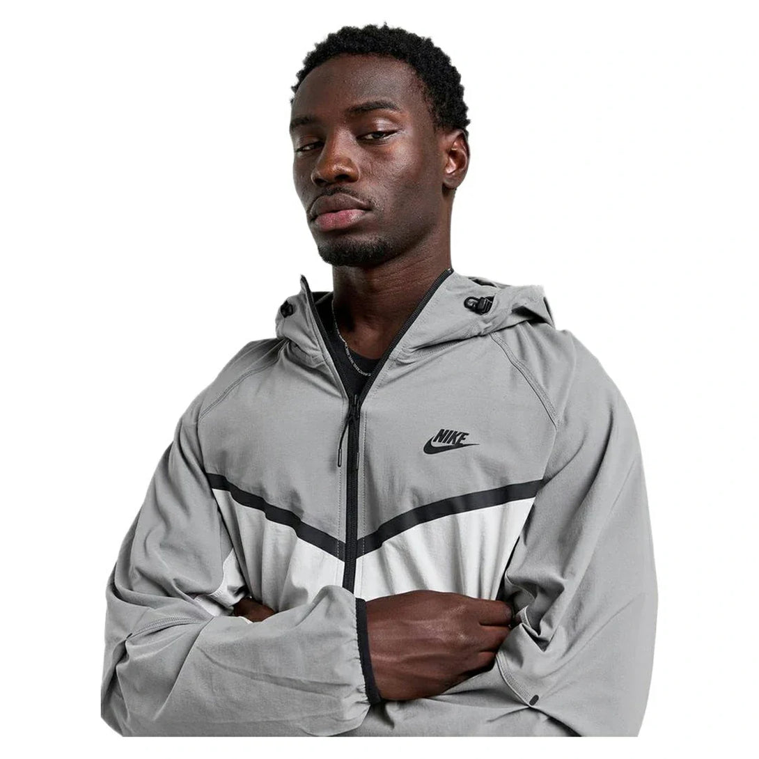 Nike MEN Grey And White TRACKTOP | SKU : HM7151-014