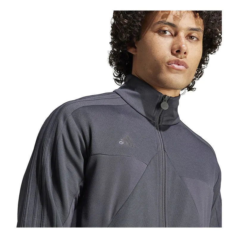 IA3064 ? ADIDAS NOT SPORTS SPECIFIC TRACKSUIT JACKET