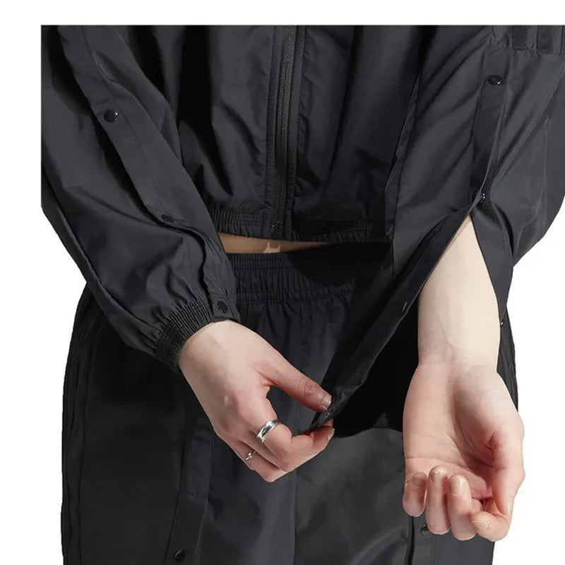 IB4760 ? ADIDAS NOT SPORTS SPECIFIC JACKET