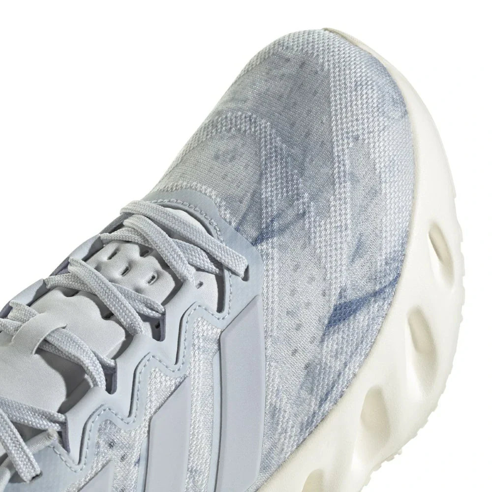 adidas RUNNING SHOES | SKU: ID0299