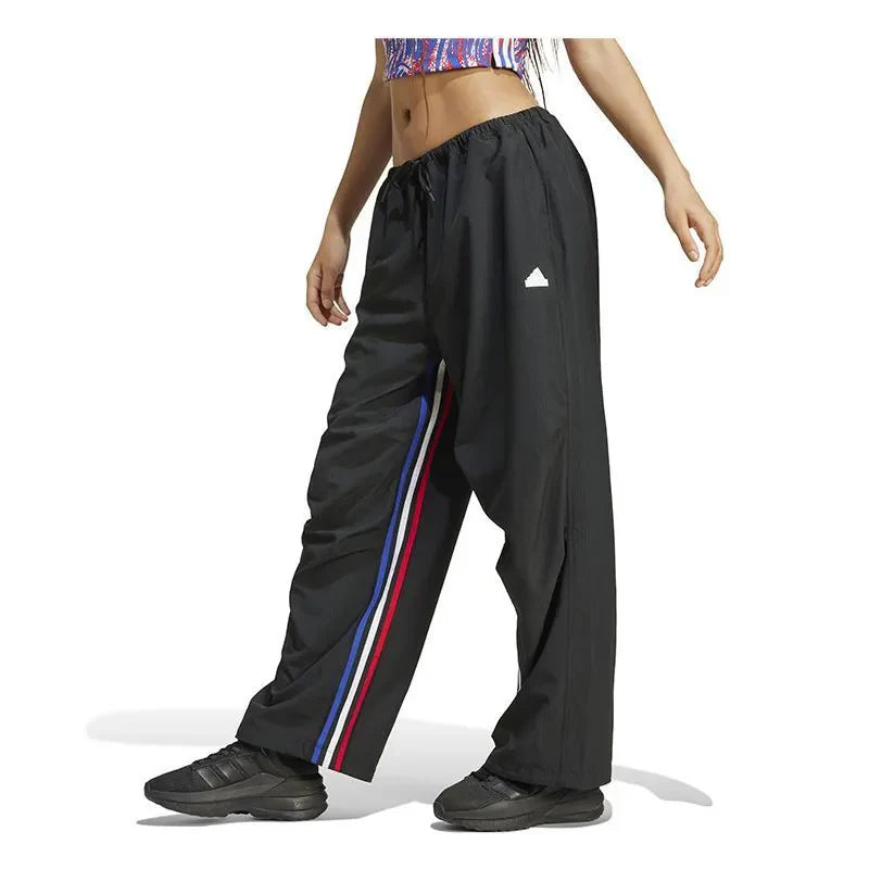 IX3737 ? ADIDAS NOT SPORTS SPECIFIC PANTS (1/1)