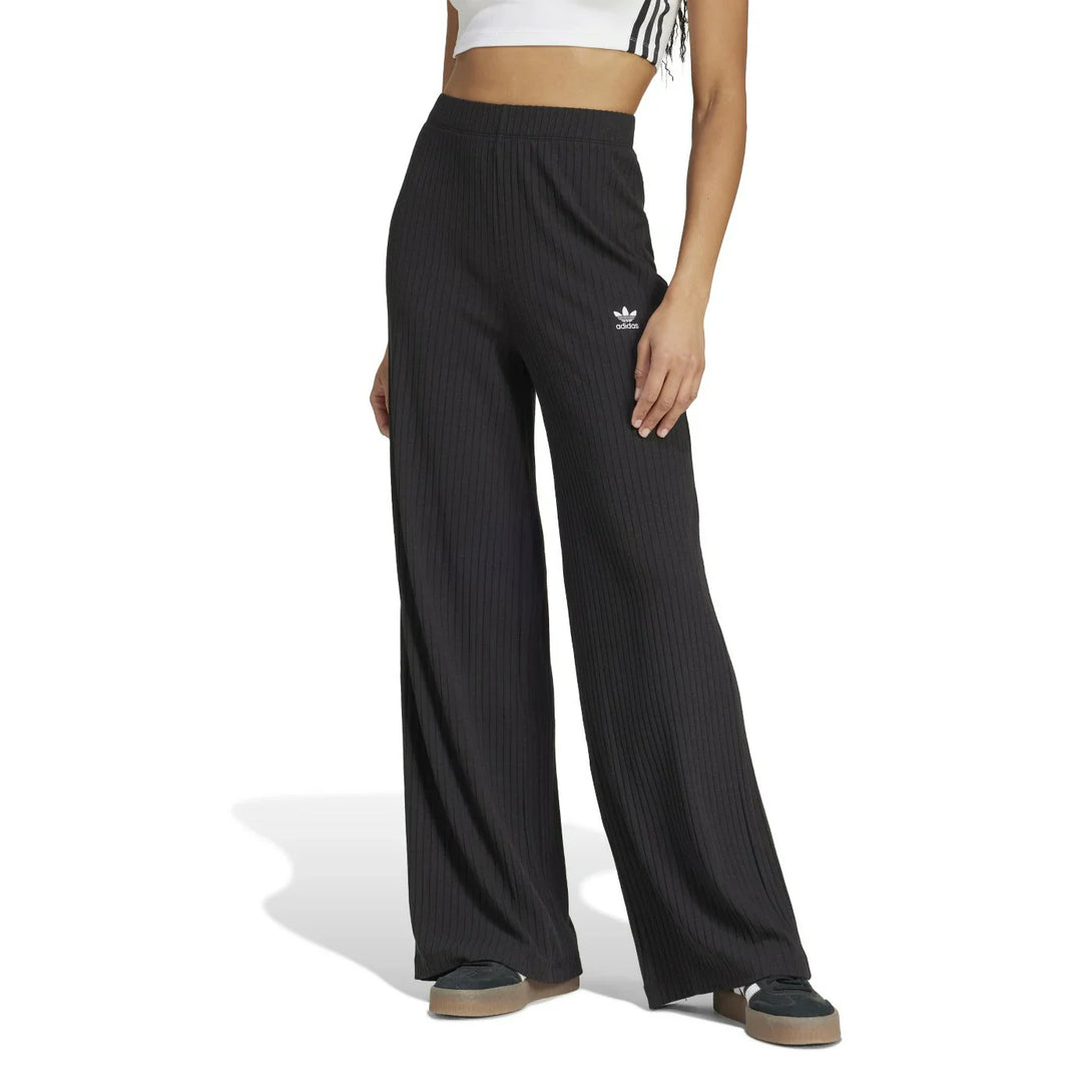 adidas TREFOIL ESSENTIALS-Black PANTS & SHORTS | SKU : JD1499