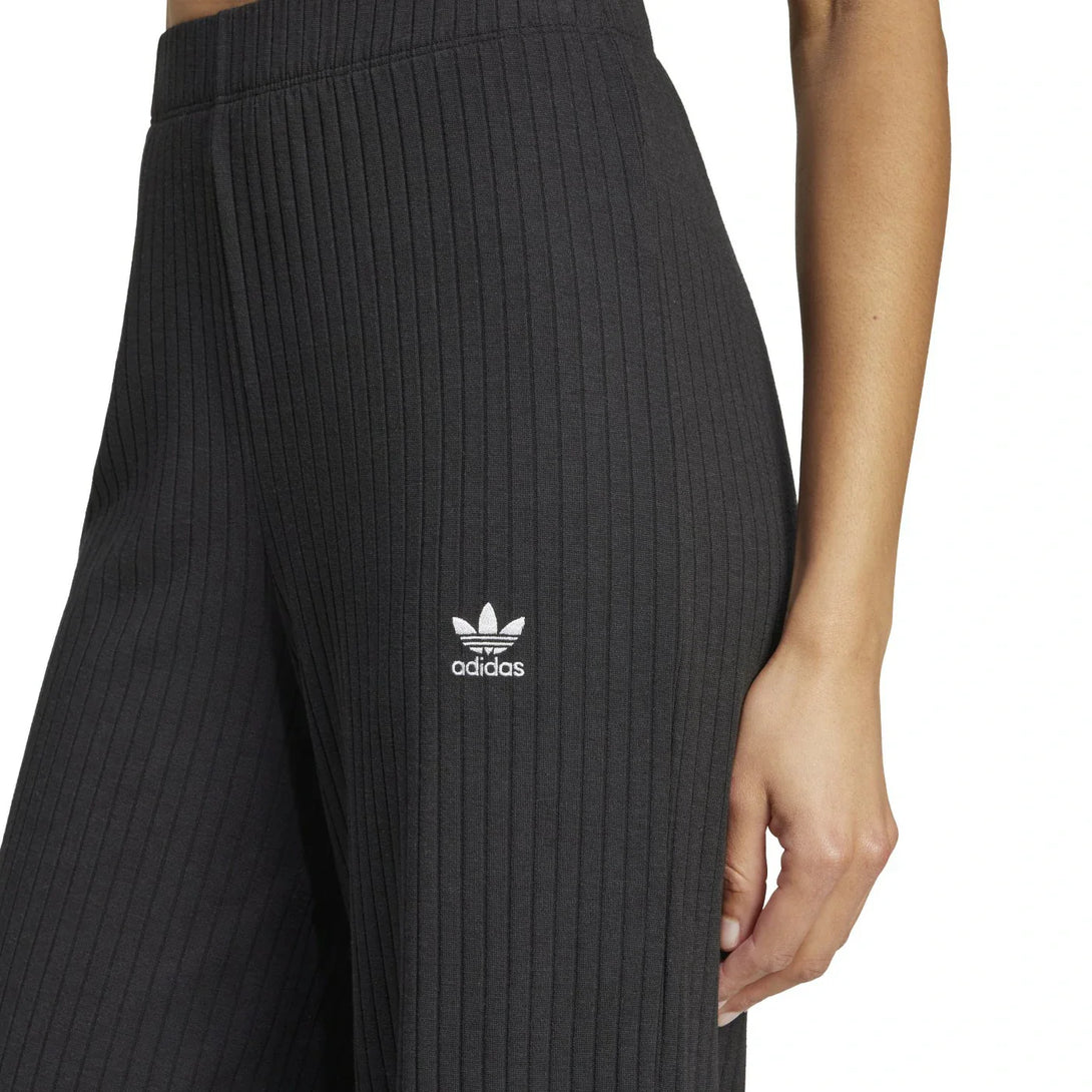 adidas TREFOIL ESSENTIALS-Black PANTS & SHORTS | SKU : JD1499