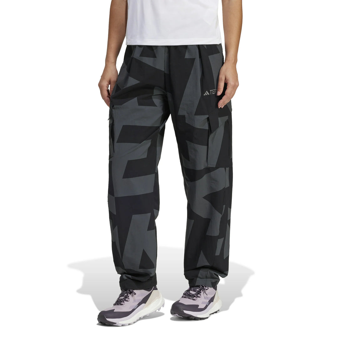 adidas WOMEN BLACK PANTS & SHORTS  | SKU : JF3702